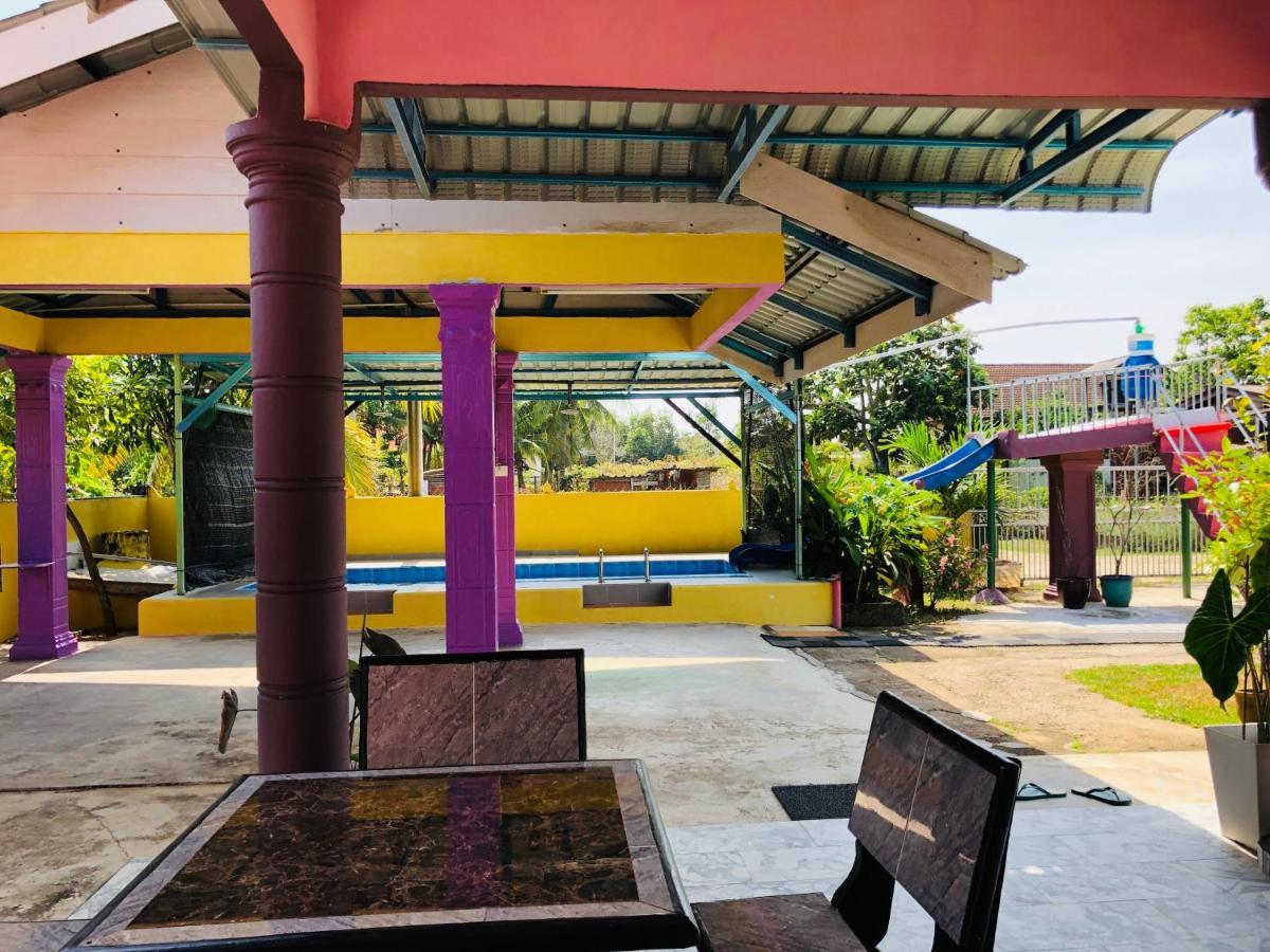 Homestay Tok Abah Dalam Rhu Pasir Puteh Kültér fotó
