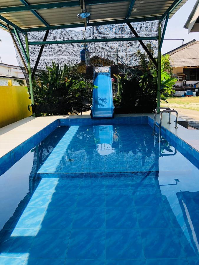 Homestay Tok Abah Dalam Rhu Pasir Puteh Kültér fotó