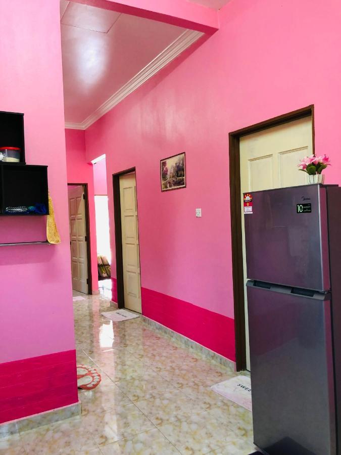Homestay Tok Abah Dalam Rhu Pasir Puteh Kültér fotó