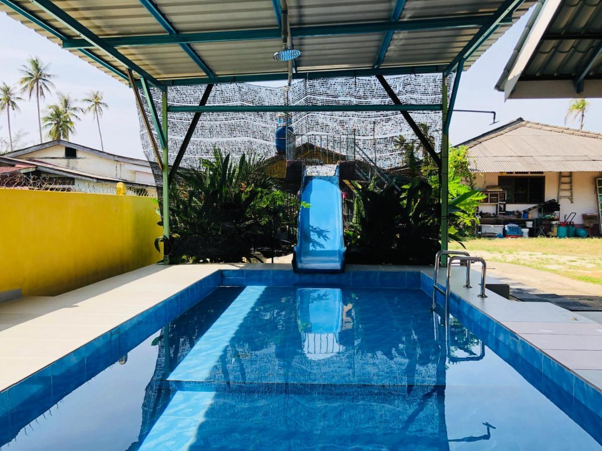 Homestay Tok Abah Dalam Rhu Pasir Puteh Kültér fotó